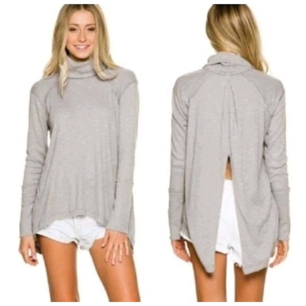 Free People We The Free XS knit Turtleneck top sweater open back split oversize
